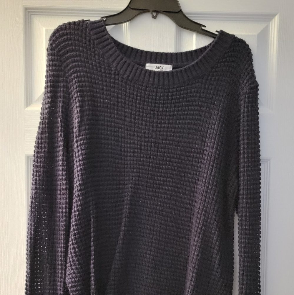 Lightweight sweater